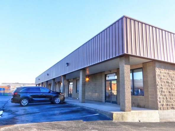 Mare Manor I: 363 & 375 Versailles Road, Frankfort, KY 40601